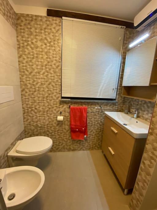 Appartamento Open space city center con terrazzo e due bagni Milano Esterno foto